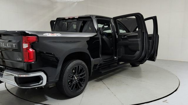 Used 2024 Chevrolet Silverado 1500 LTZ w/ LTZ Premium Package image 10