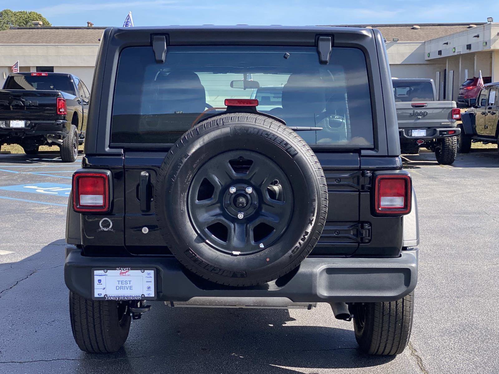 Certified 2022 Jeep Wrangler Unlimited Sport image 4