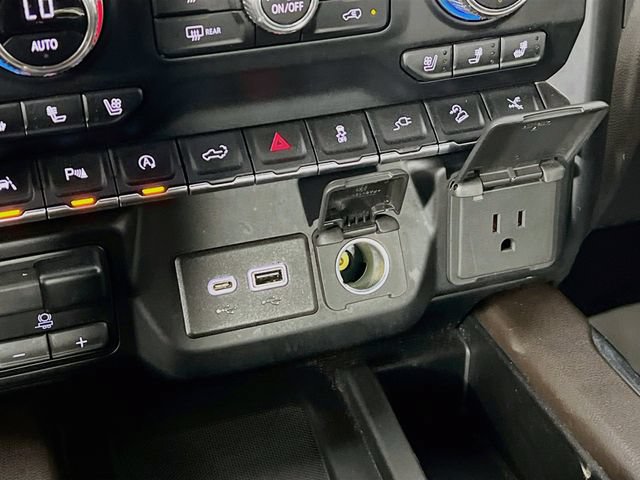 Used 2020 GMC Sierra 1500 Denali w/ Denali Ultimate Package AWD/4WD image 16