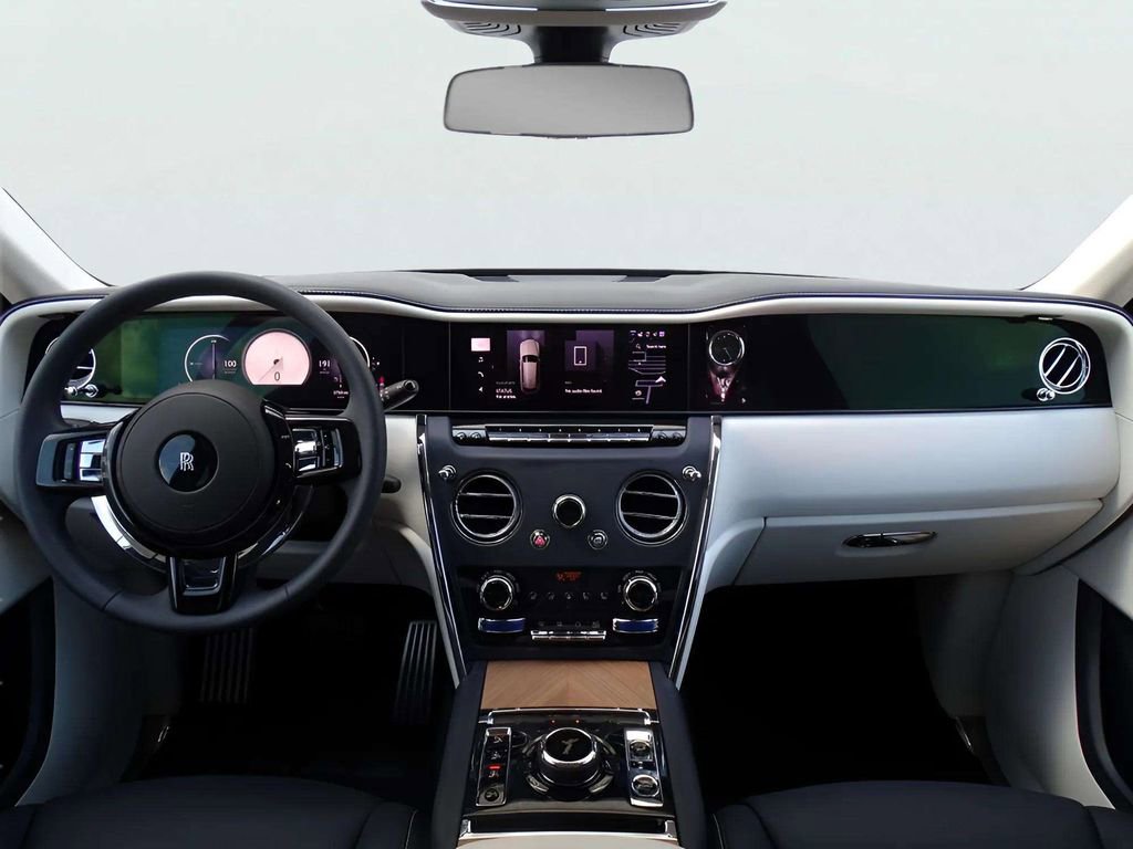 Certified 2025 Rolls-Royce Cullinan image 12