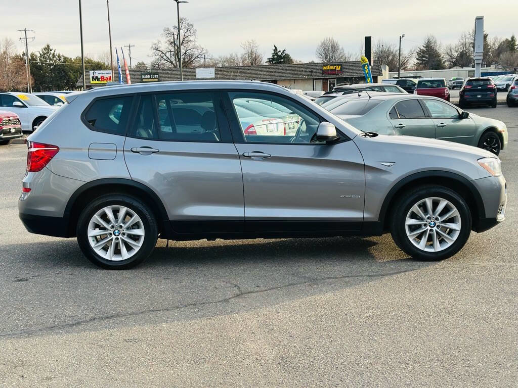 Used 2017 BMW X3 xDrive28i AWD/4WD image 8