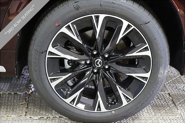 Certified 2025 MAZDA CX-90 3.3 Turbo S w/ Premium Package image 8