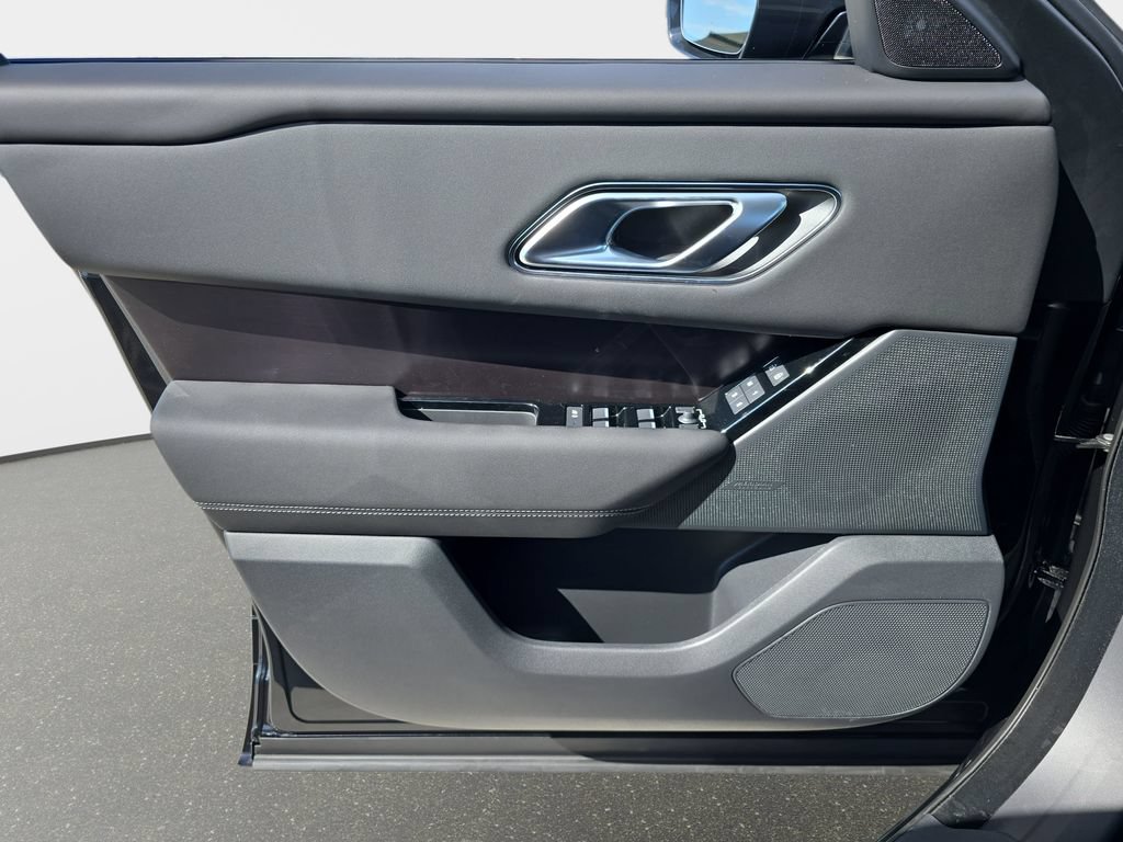 New 2026 Land Rover Range Rover Velar Belgravia AWD/4WD image 27