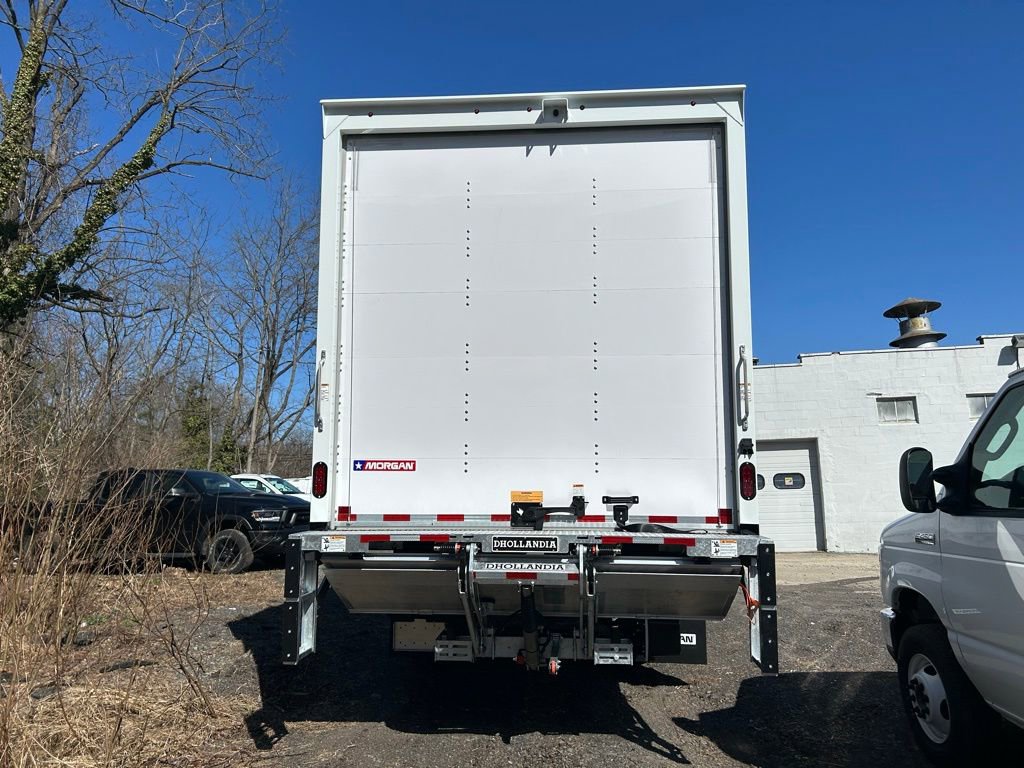 New 2027 Ford F650 2WD Regular Cab Super Duty image 4