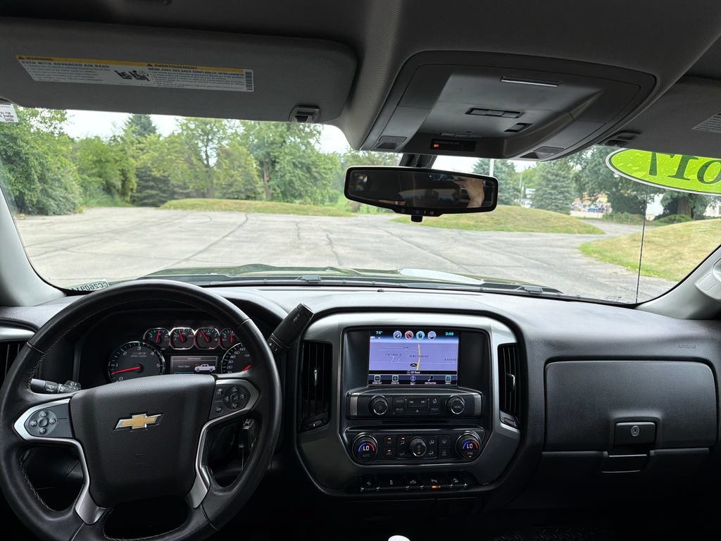 Used 2017 Chevrolet Silverado 1500 LT w/ Midnight Edition AWD/4WD image 25