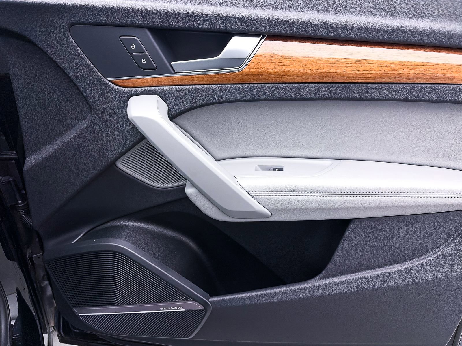 Used 2023 Audi Q5 2.0T Premium Plus image 37