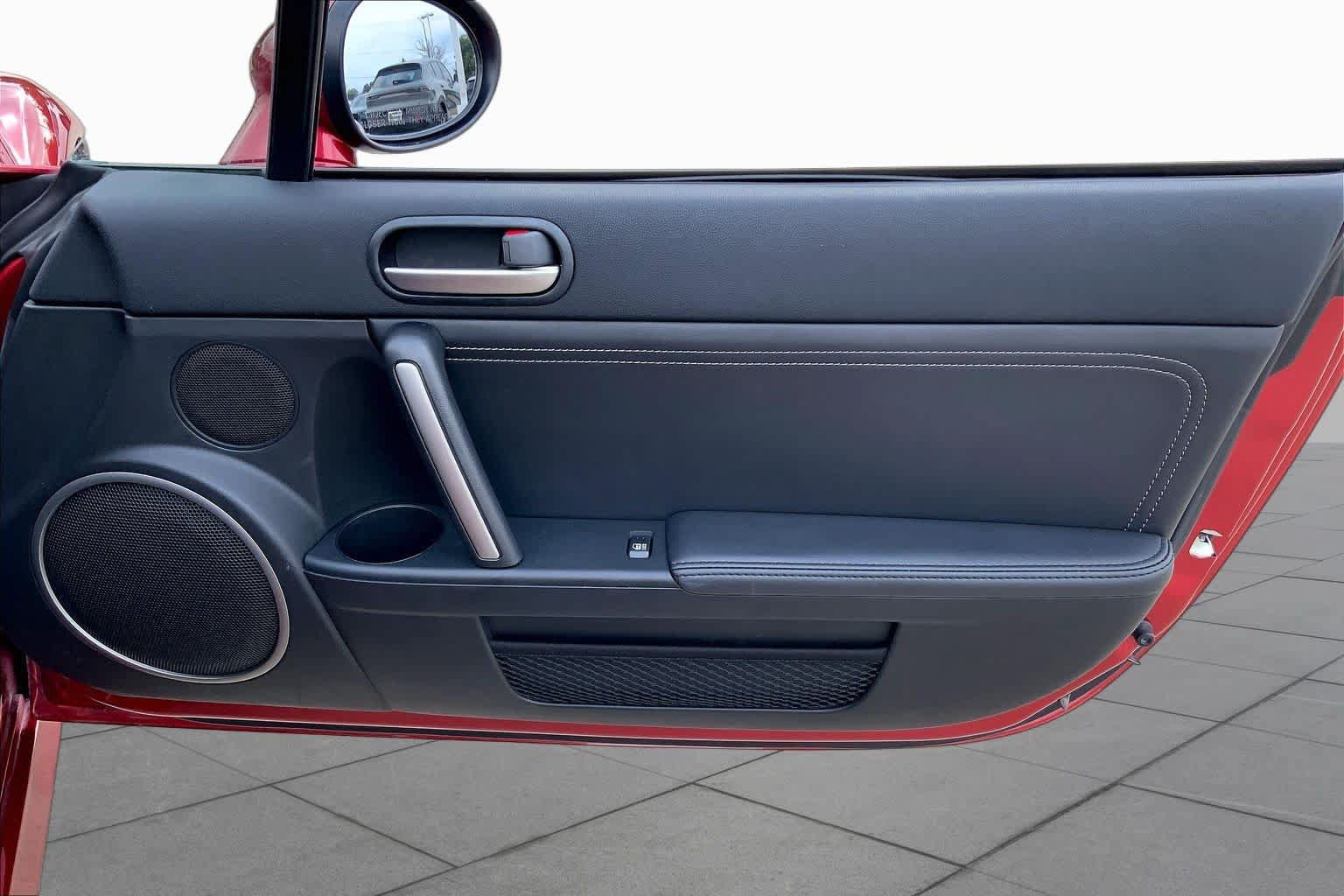 Used 2015 MAZDA MX-5 Miata Grand Touring w/ Premium Package RWD image 23
