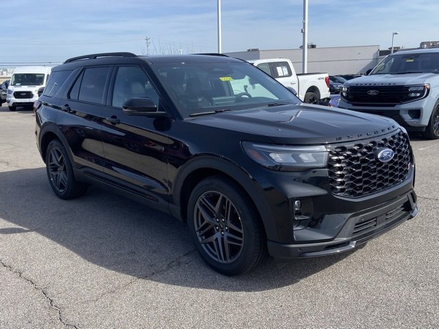 Used 2026 Ford Explorer ST w/ Sun And Sound Package image 2
