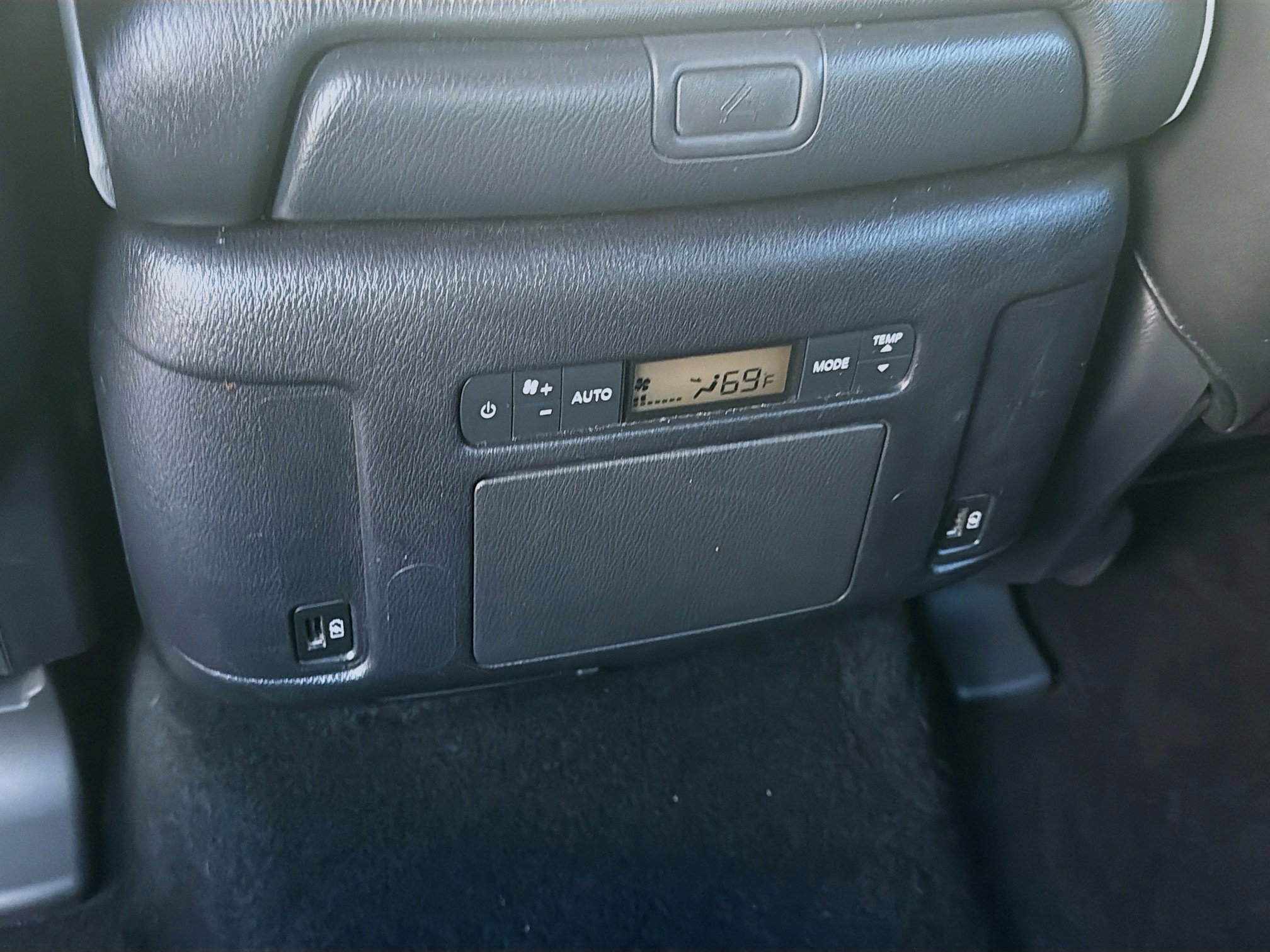 Used 2023 INFINITI QX80 Premium Select w/ Cargo Package image 23