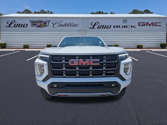 Certified 2025 GMC Canyon AT4 w/ AT4 Premium Package AWD/4WD image 9