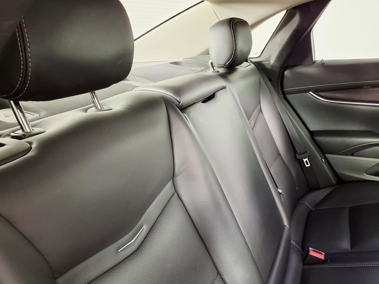 Used 2019 Cadillac XTS Luxury FWD image 12