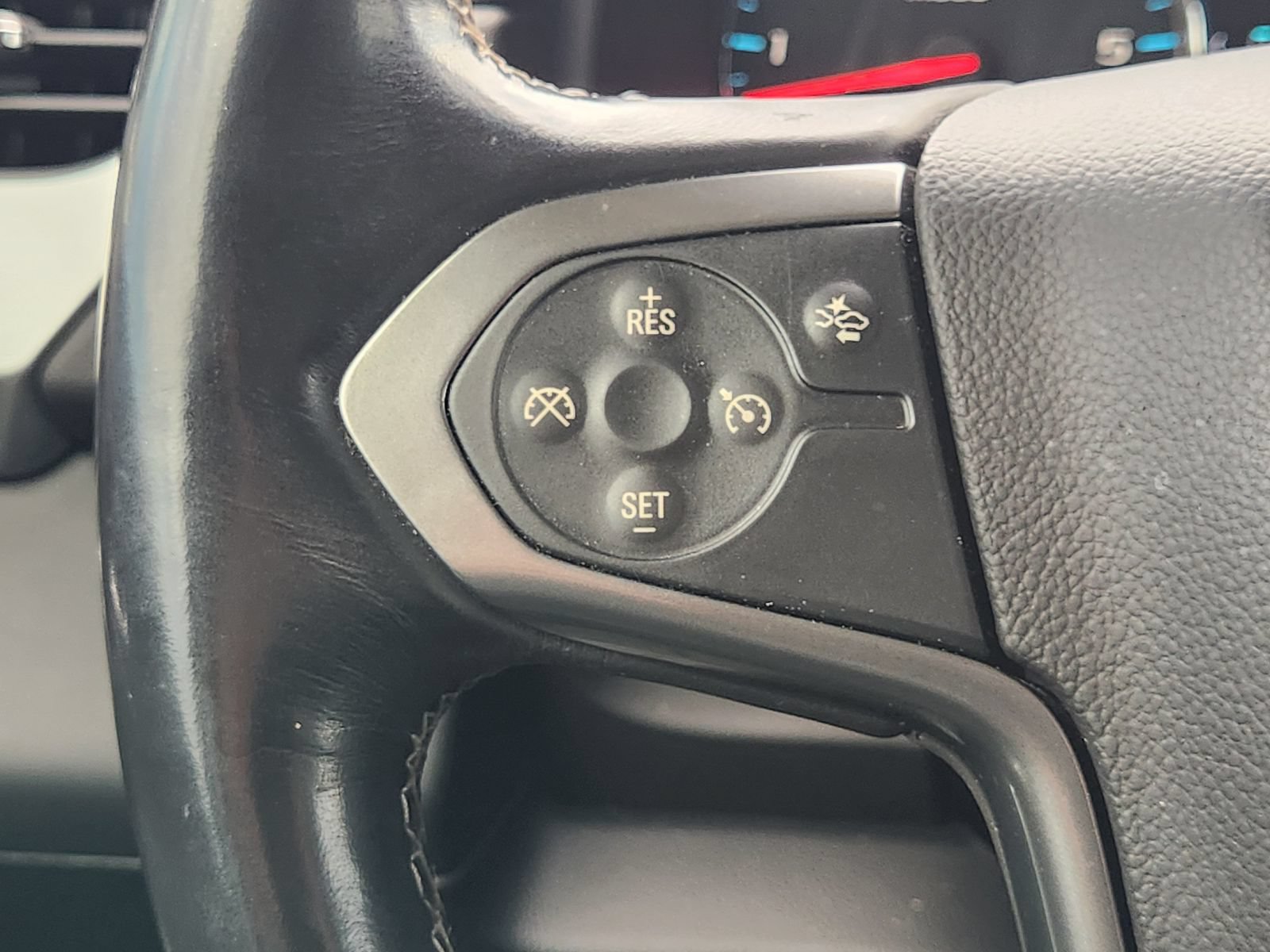 Used 2017 Chevrolet Tahoe LT RWD image 28