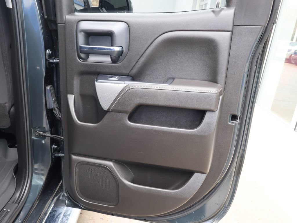 Used 2018 Chevrolet Silverado 1500 LT w/ All Star Edition image 31