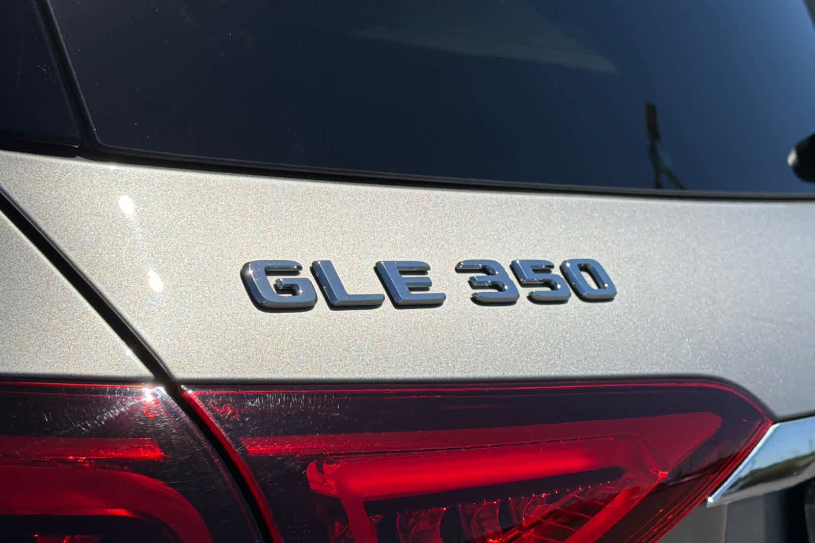 Used 2022 Mercedes-Benz GLE 350 4MATIC image 34