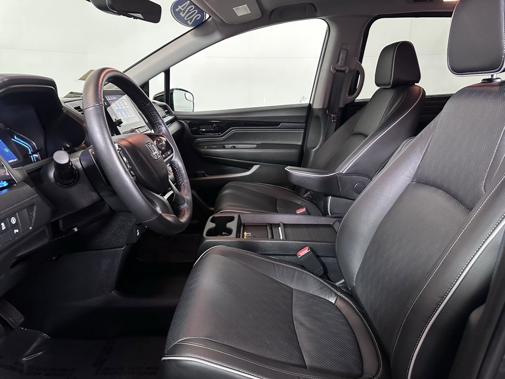Used 2024 Honda Odyssey Elite image 14