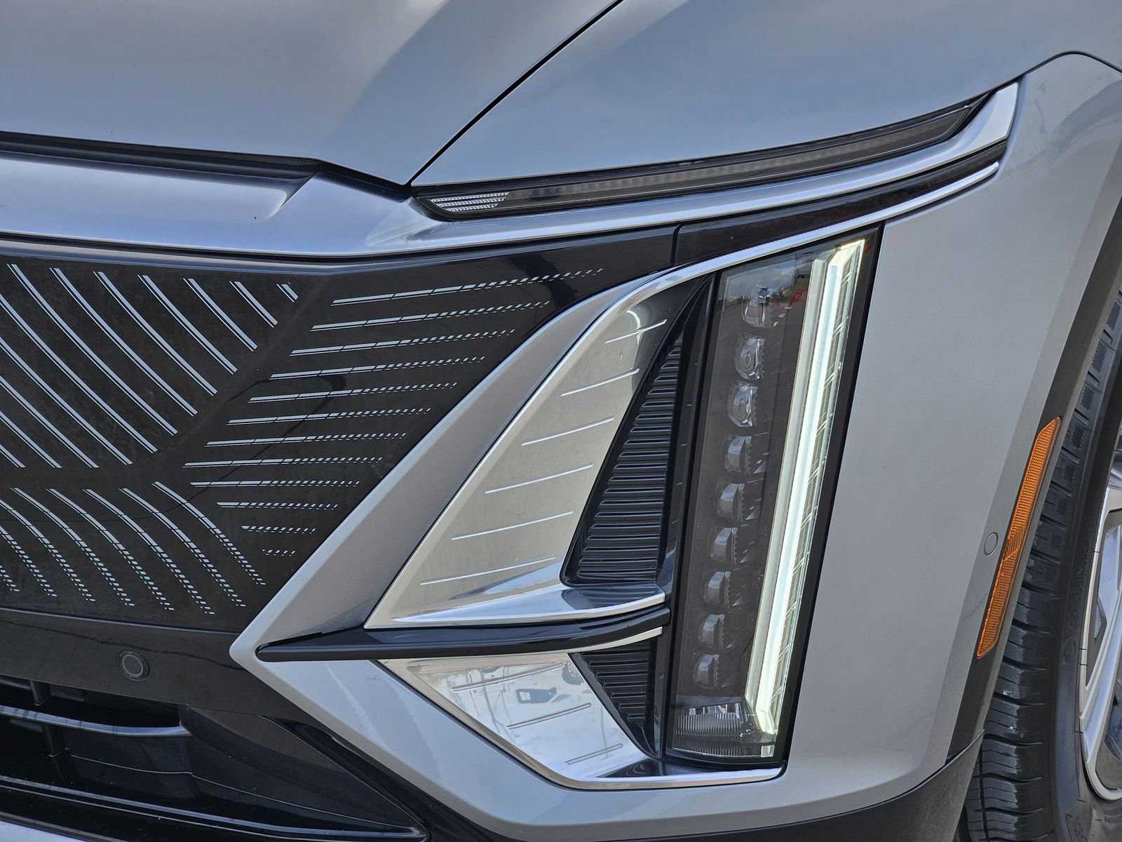 Certified 2024 Cadillac Lyriq Luxury w/ Nappa Leather Package image 10