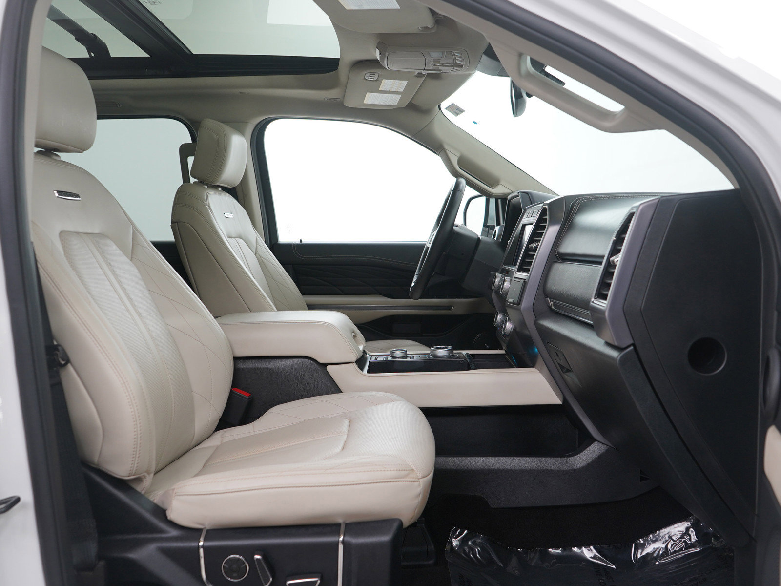 Used 2021 Ford Expedition Platinum image 14