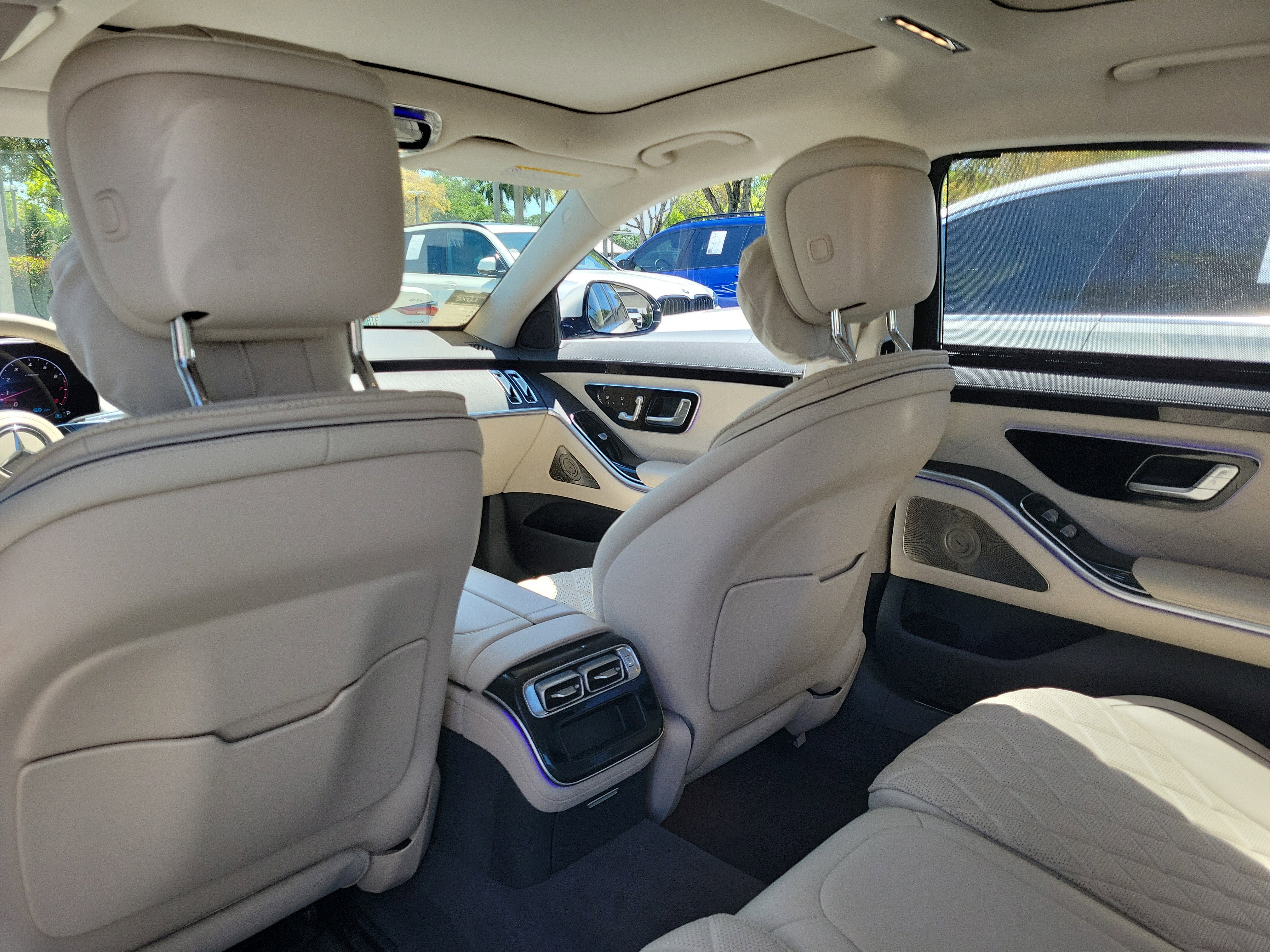 Used 2022 Mercedes-Benz S 500 4MATIC image 13