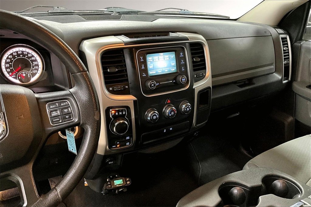 Used 2017 RAM 1500 Classic SLT image 10
