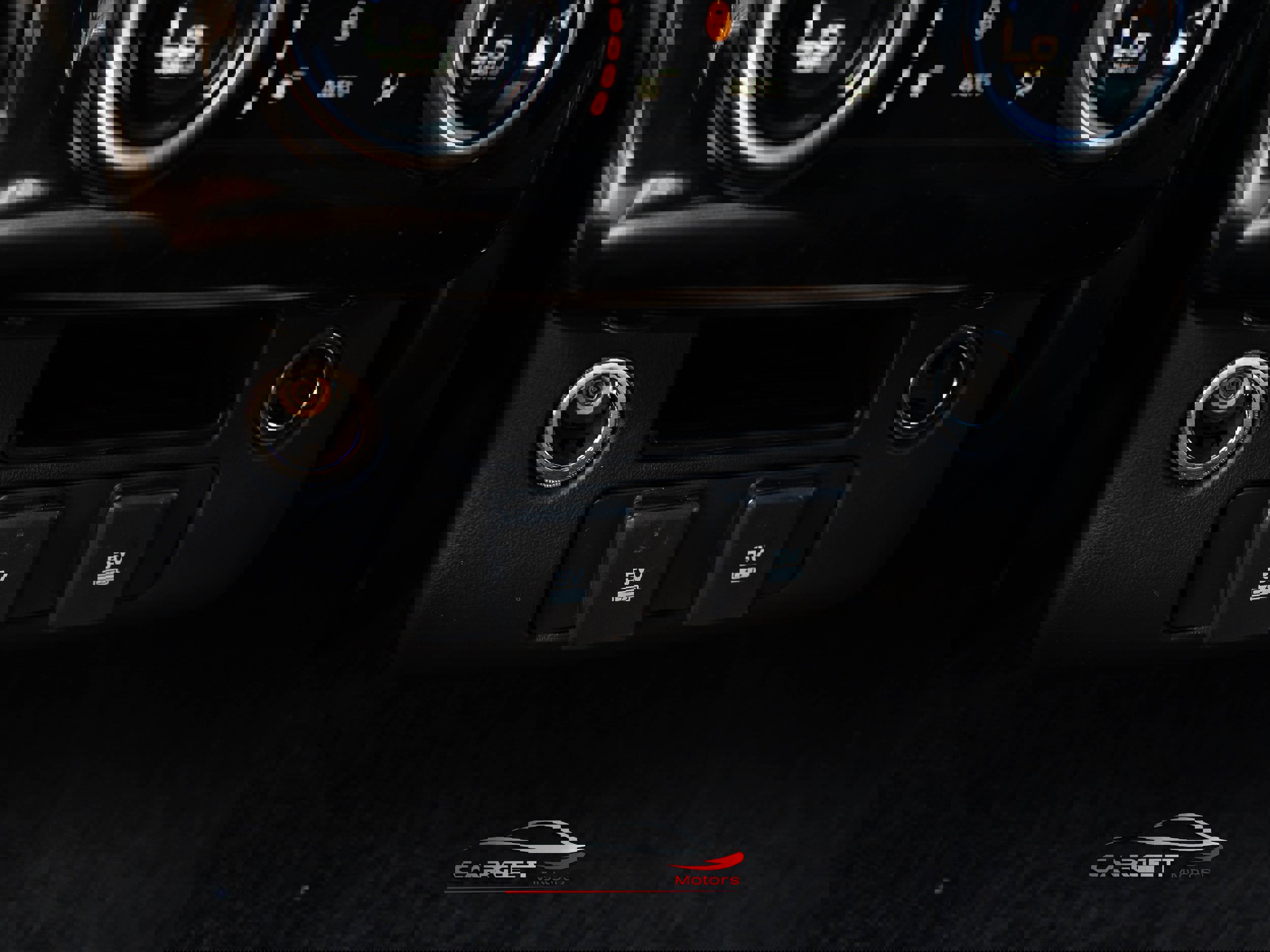 Used 2020 Land Rover Range Rover HSE image 24