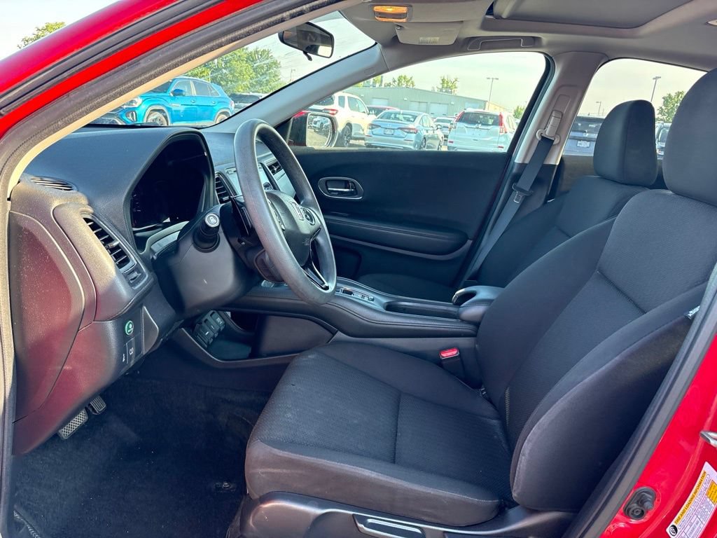 Used 2018 Honda HR-V EX image 16