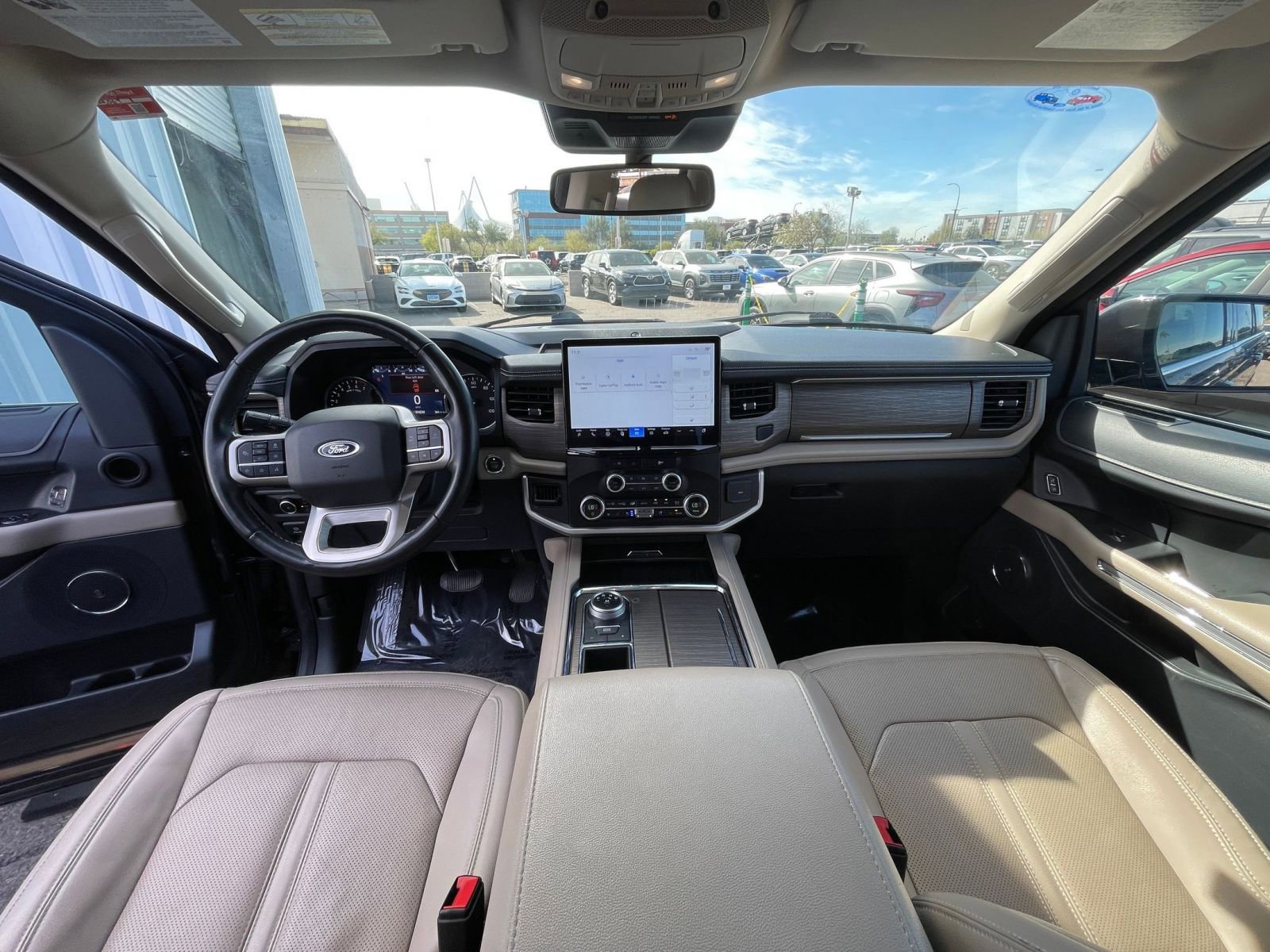 Used 2024 Ford Expedition Limited RWD image 36