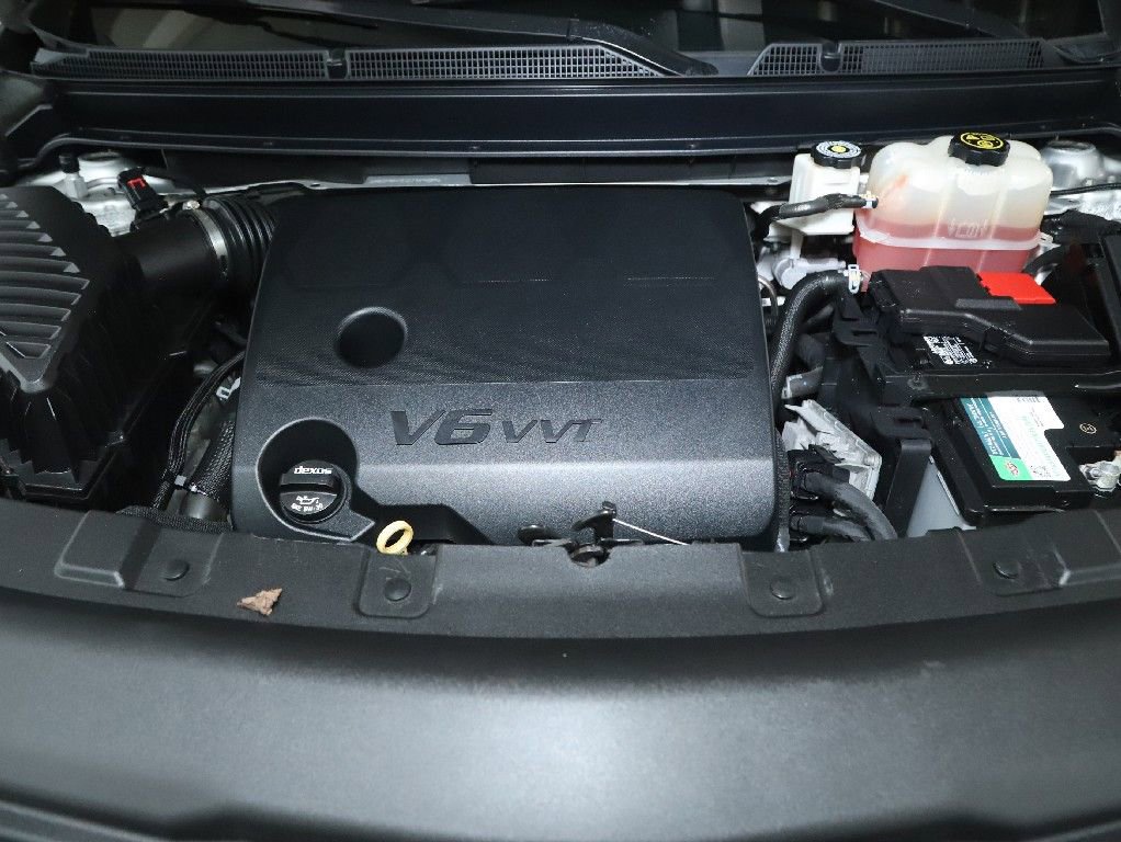 Used 2018 Buick Enclave Essence FWD image 36