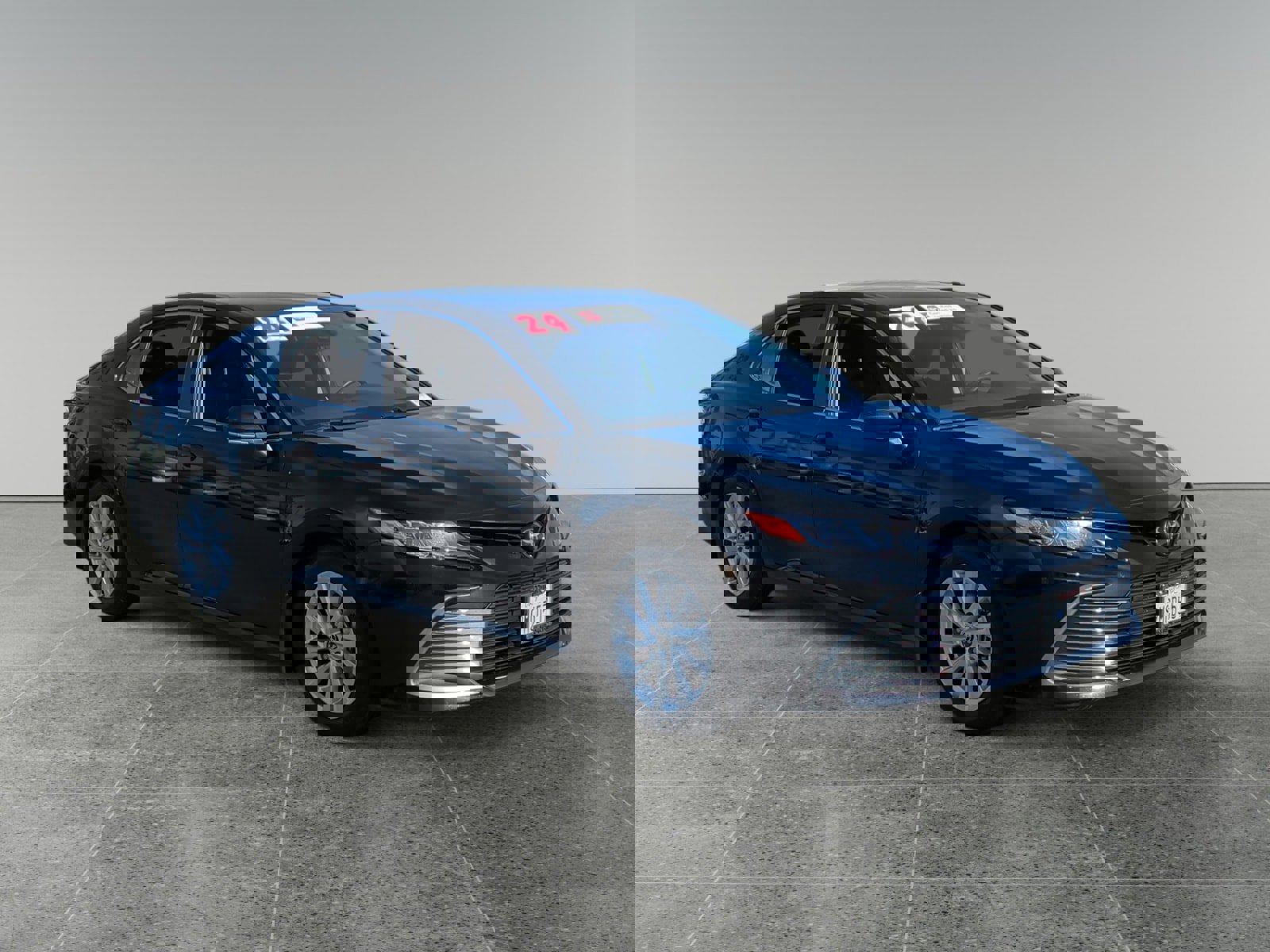 Used 2024 Toyota Camry LE image 7