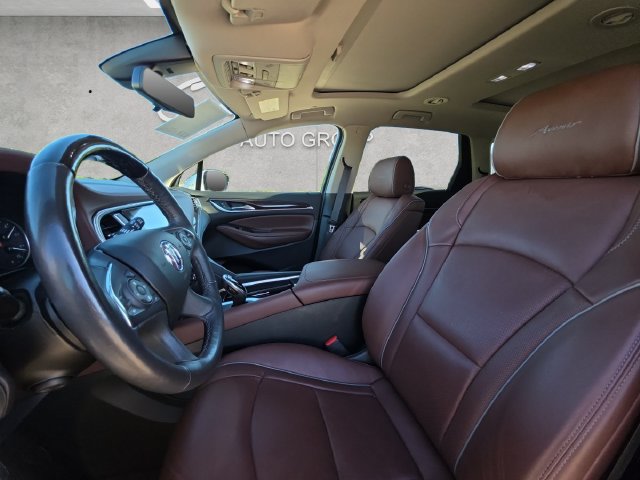 Used 2021 Buick Enclave Avenir w/ Avenir Technology Package FWD image 19