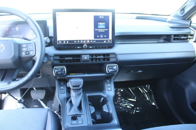 Used 2026 Toyota RAV4 XSE w/ Weather Package AWD/4WD image 15
