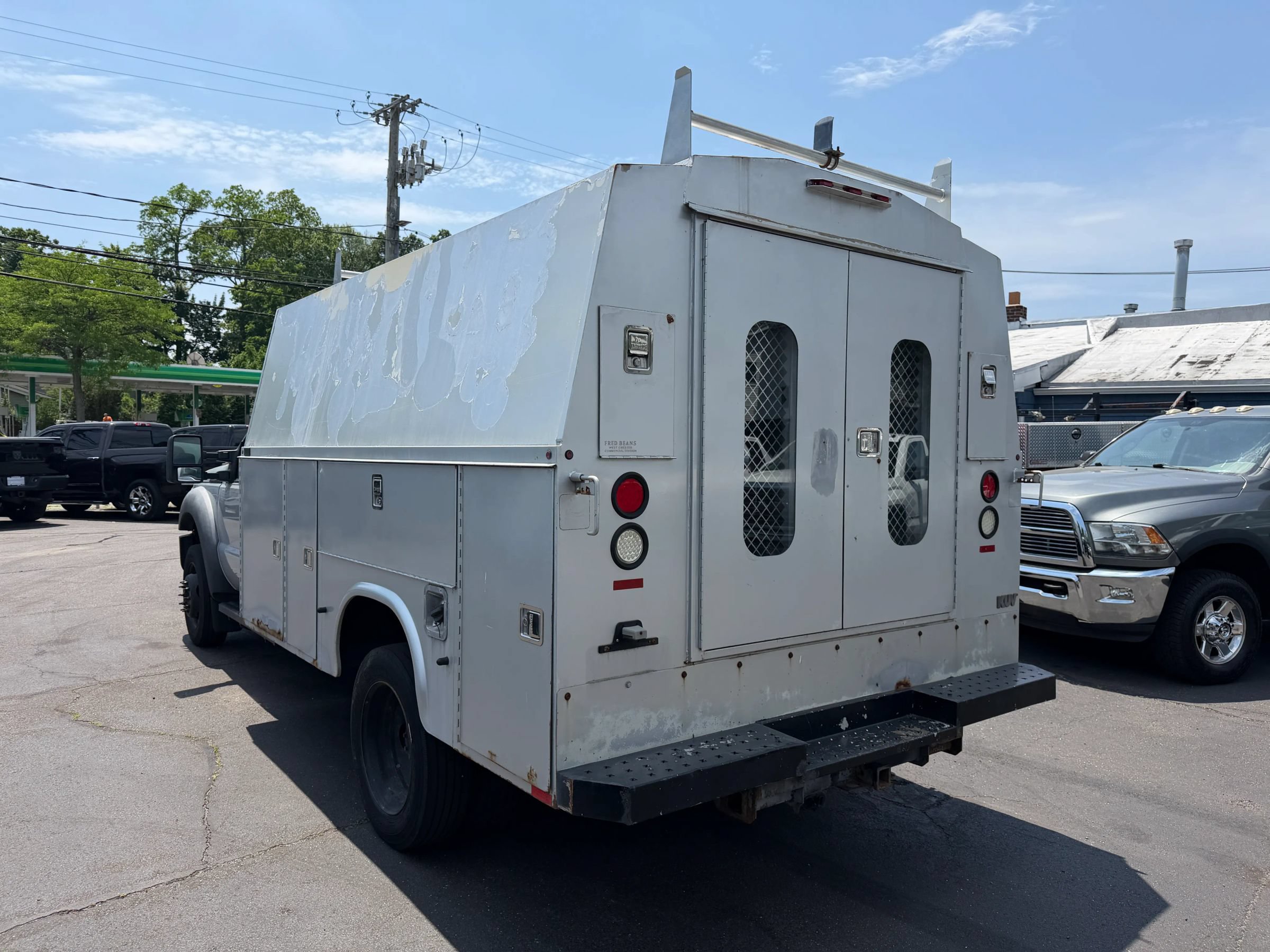 Used 2011 Ford F450 XL RWD image 2