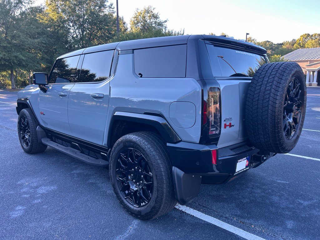 Used 2025 GMC Hummer EV 2X w/ LPO, Sport Package AWD/4WD image 24