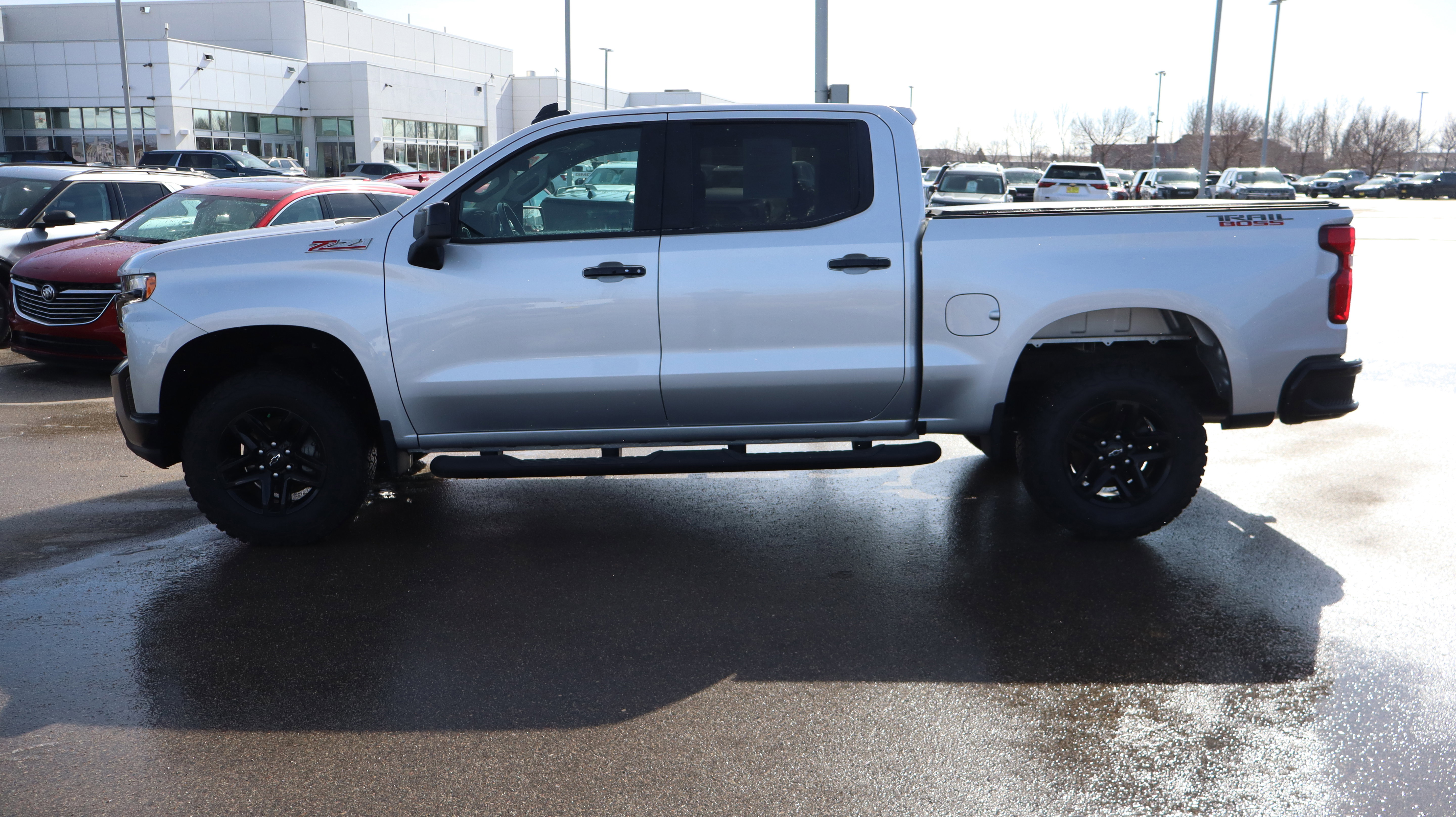 Certified 2021 Chevrolet Silverado 1500 LT Trail Boss image 4