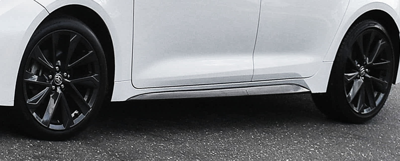 Used 2023 Toyota Corolla XSE image 31