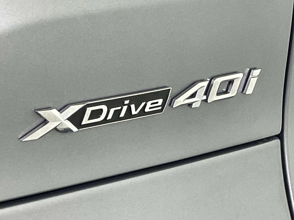 Used 2024 BMW X5 xDrive40i w/ Premium Package AWD/4WD image 11