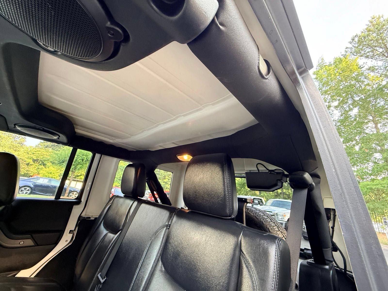 Used 2013 Jeep Wrangler Unlimited Sahara AWD/4WD image 30