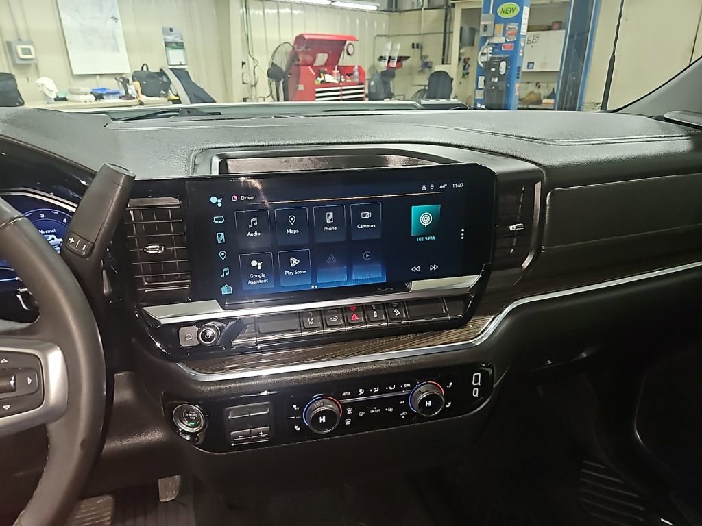 Used 2024 Chevrolet Silverado 2500 LT image 19