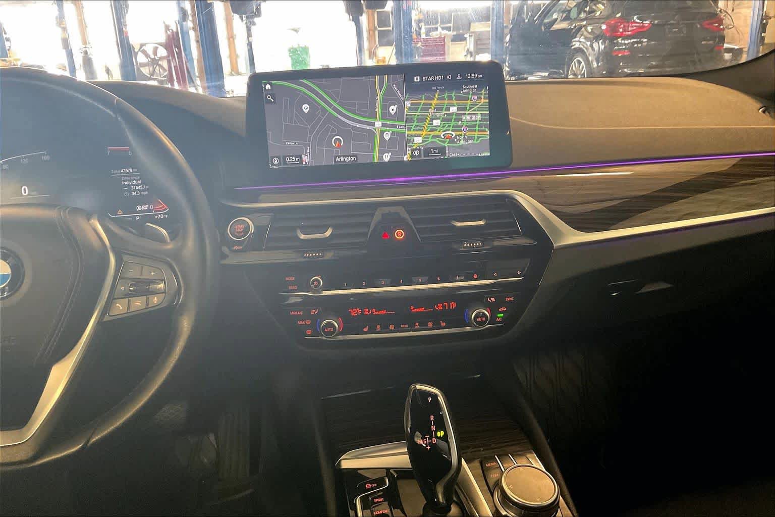 Used 2023 BMW 530i w/ Convenience Package RWD image 6