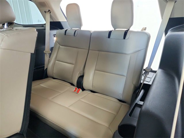 Used 2022 Ford Explorer Limited image 41