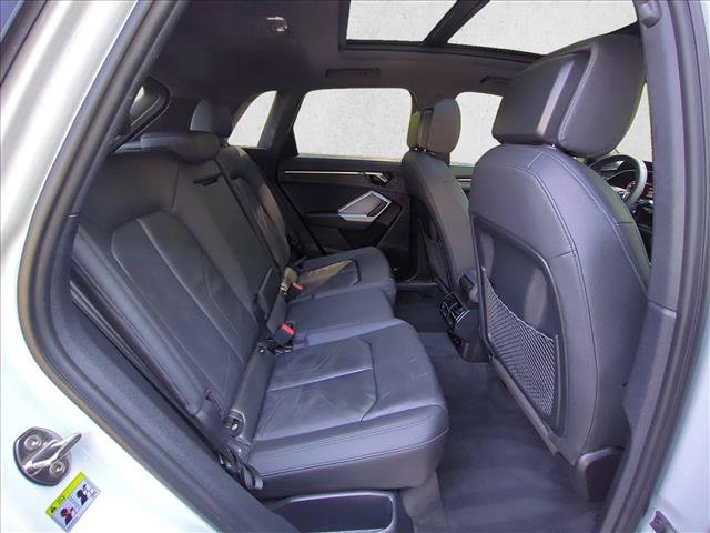 Used 2020 Audi Q3 2.0T Premium Plus w/ Premium Plus Package AWD/4WD image 24