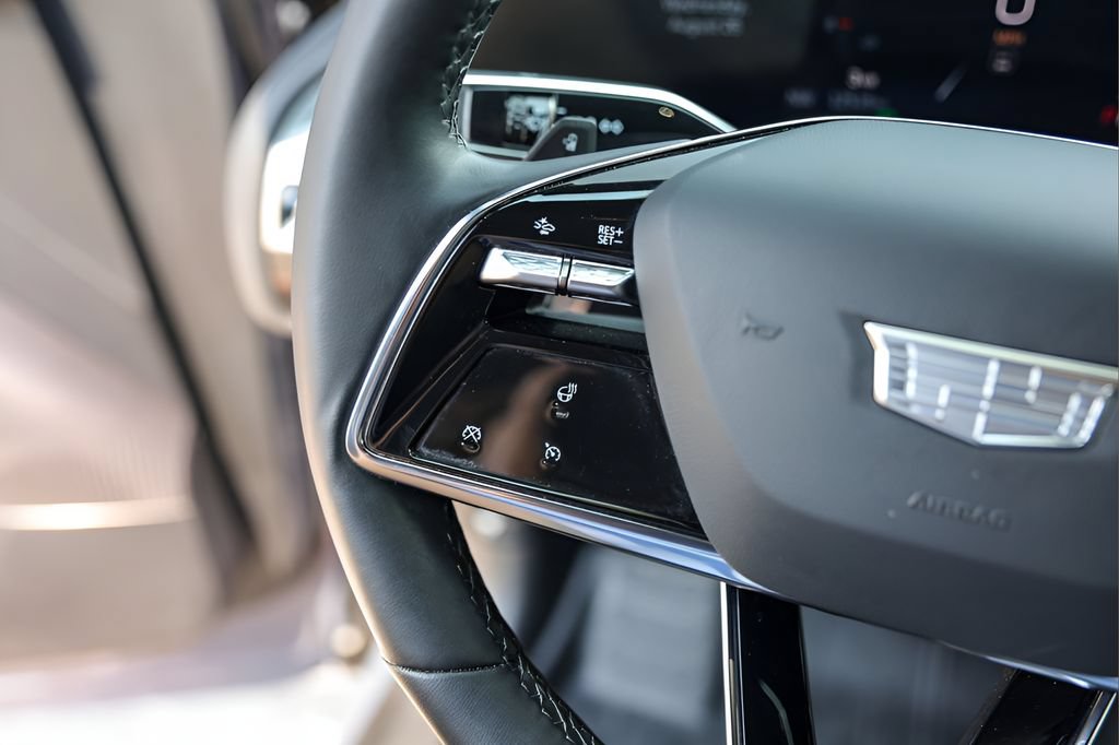 Certified 2024 Cadillac Lyriq Sport AWD/4WD image 13