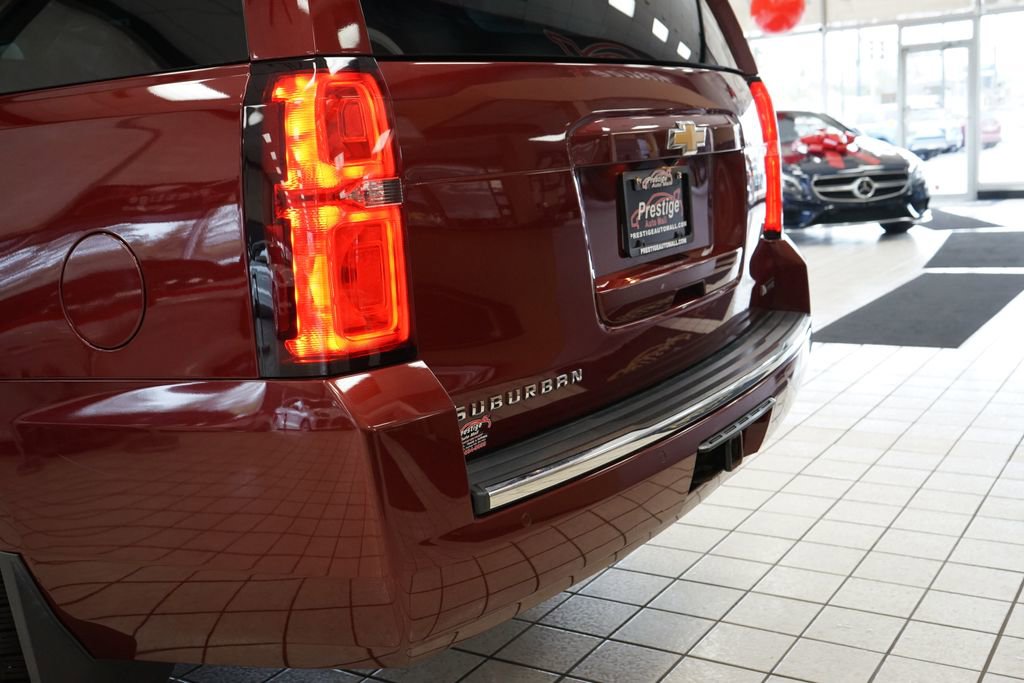 Used 2017 Chevrolet Suburban Premier AWD/4WD image 19