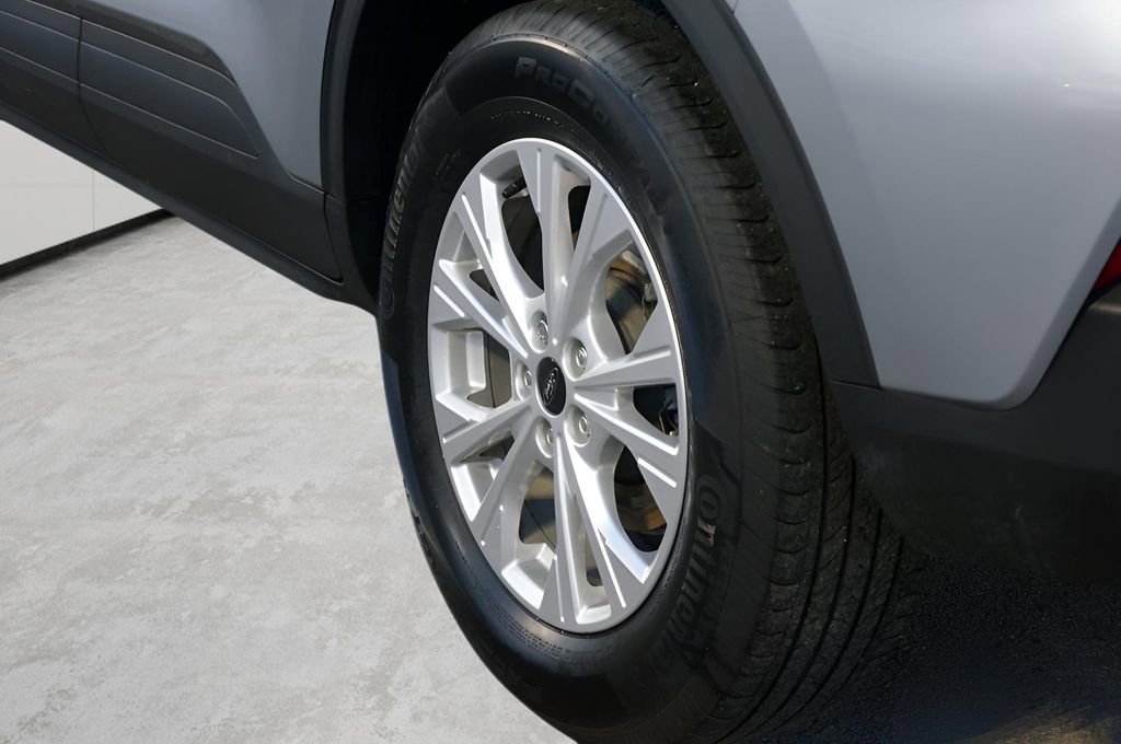 Used 2023 Ford Escape Active image 9