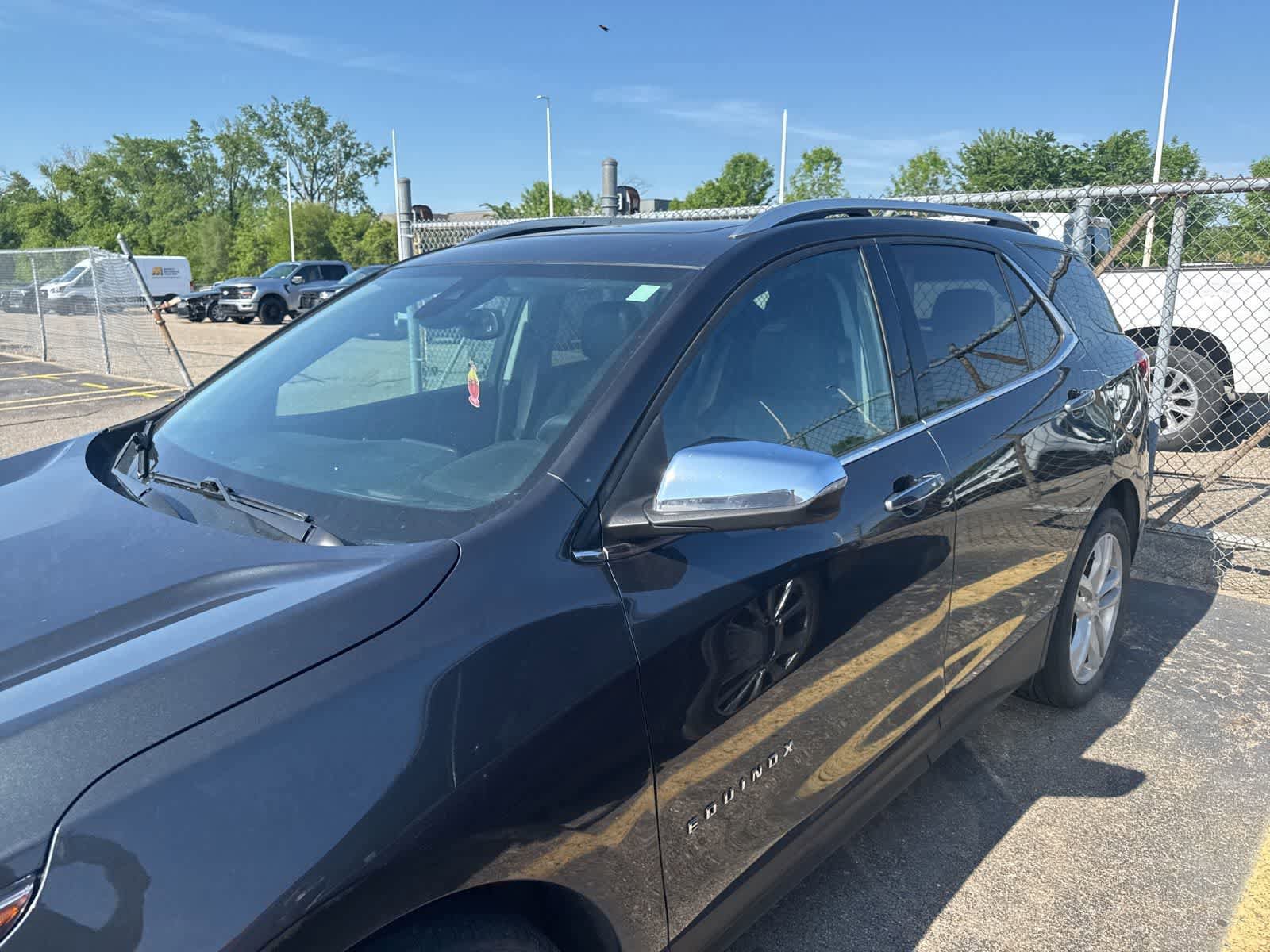 Used 2020 Chevrolet Equinox Premier AWD/4WD image 15