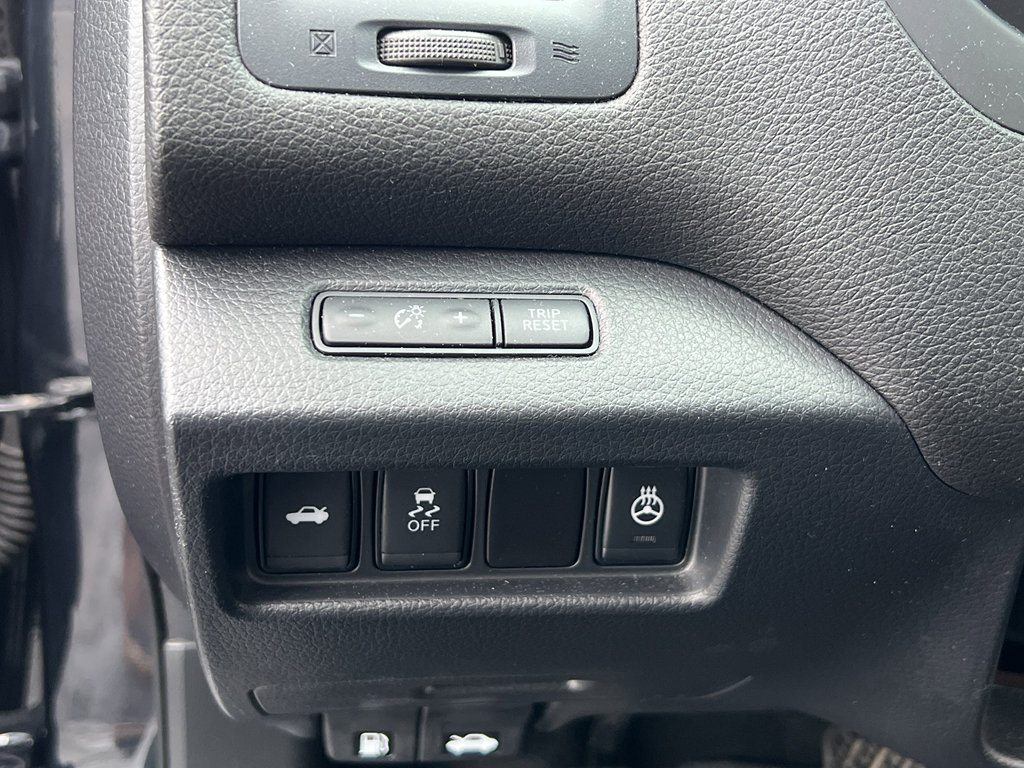 Used 2017 Nissan Altima 2.5 SL w/ 2.5 Technology Package image 14