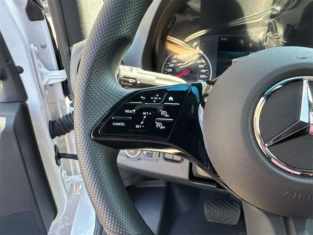 Used 2025 Mercedes-Benz Sprinter 2500 image 24