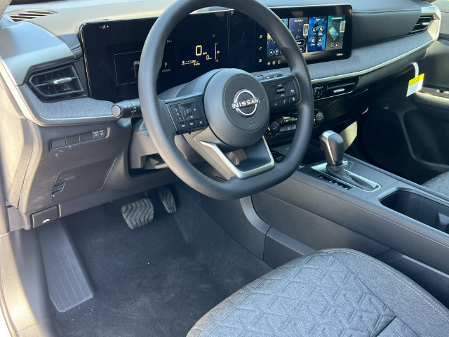 New 2026 Nissan Kicks SV w/ SV Premium Package AWD/4WD image 14