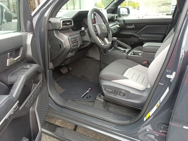 New 2025 Toyota Tacoma TRD Off-Road image 7