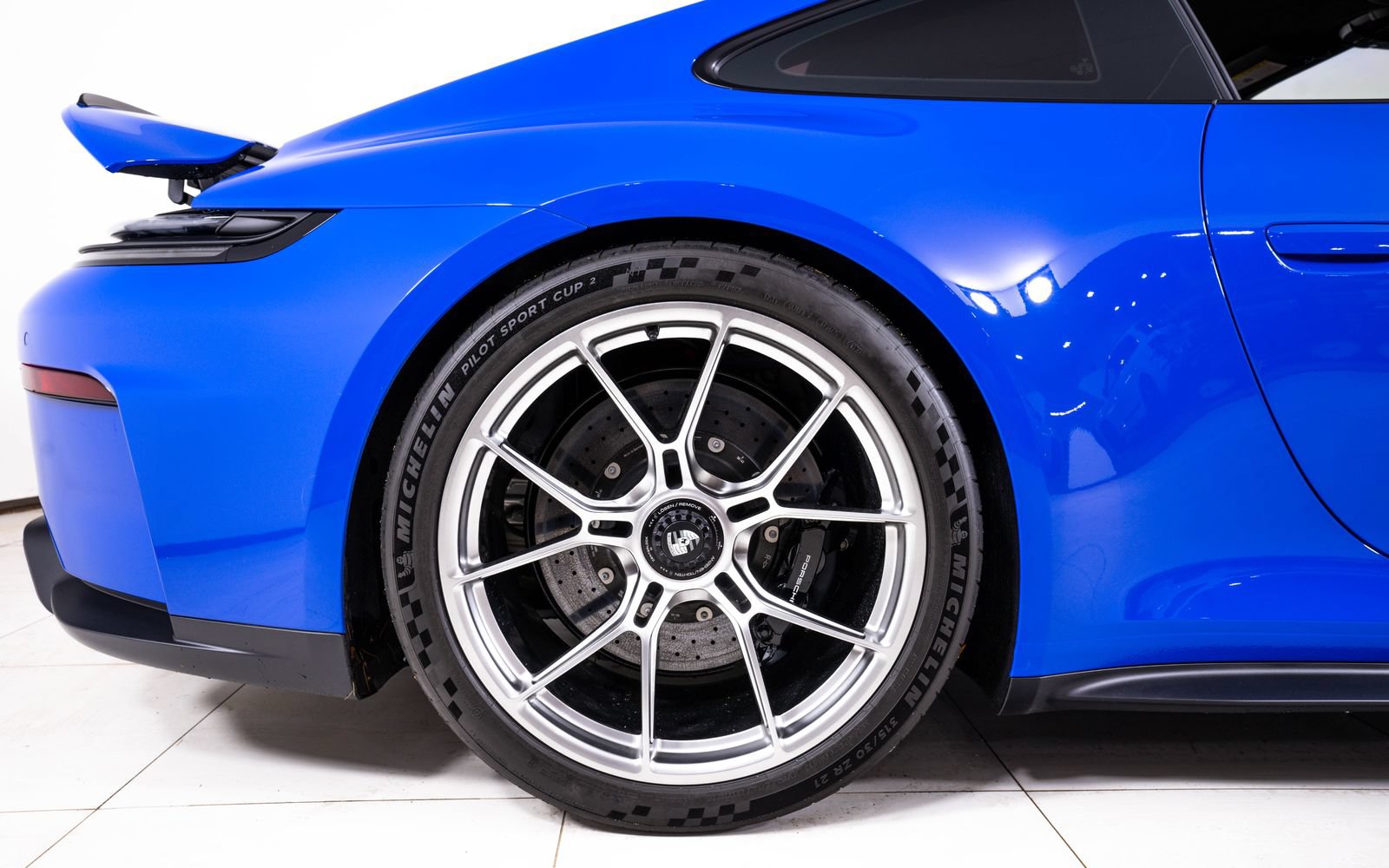Used 2026 Porsche 911 GT3 RWD image 16