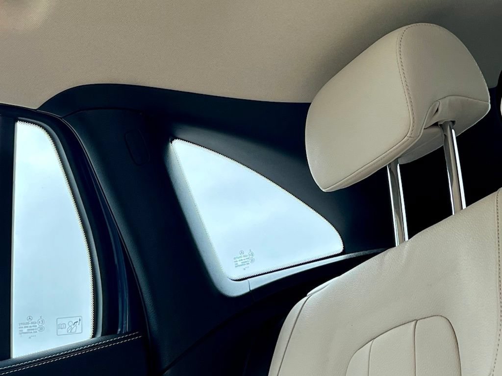Certified 2022 Mercedes-Benz GLA 250 4MATIC image 9